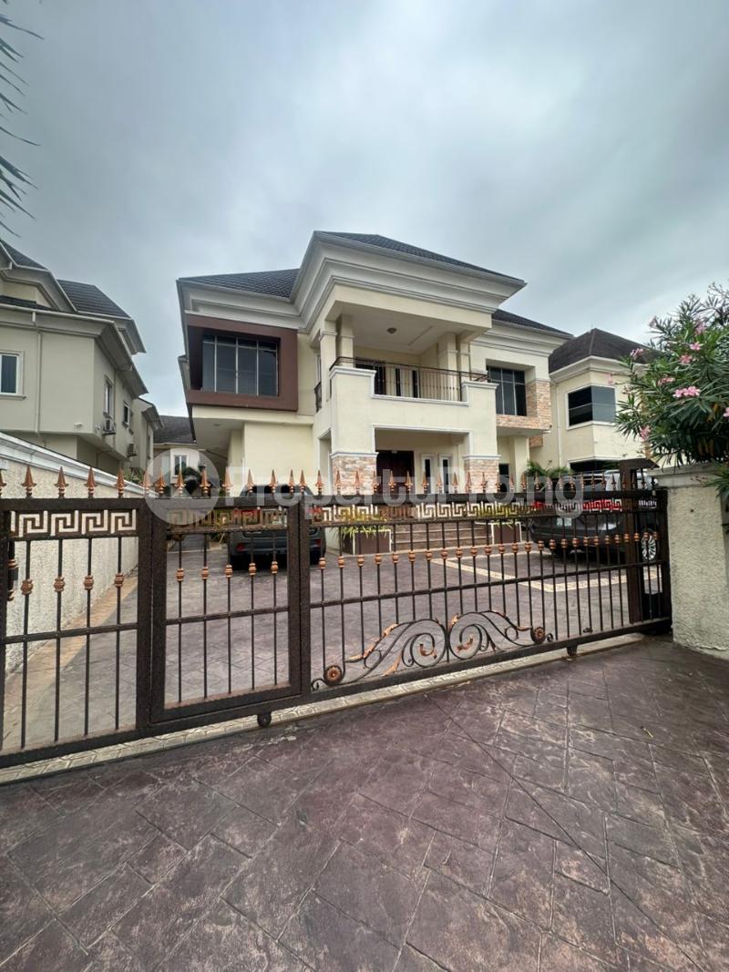 6 bedroom House for sale Osapa london Lekki Lagos