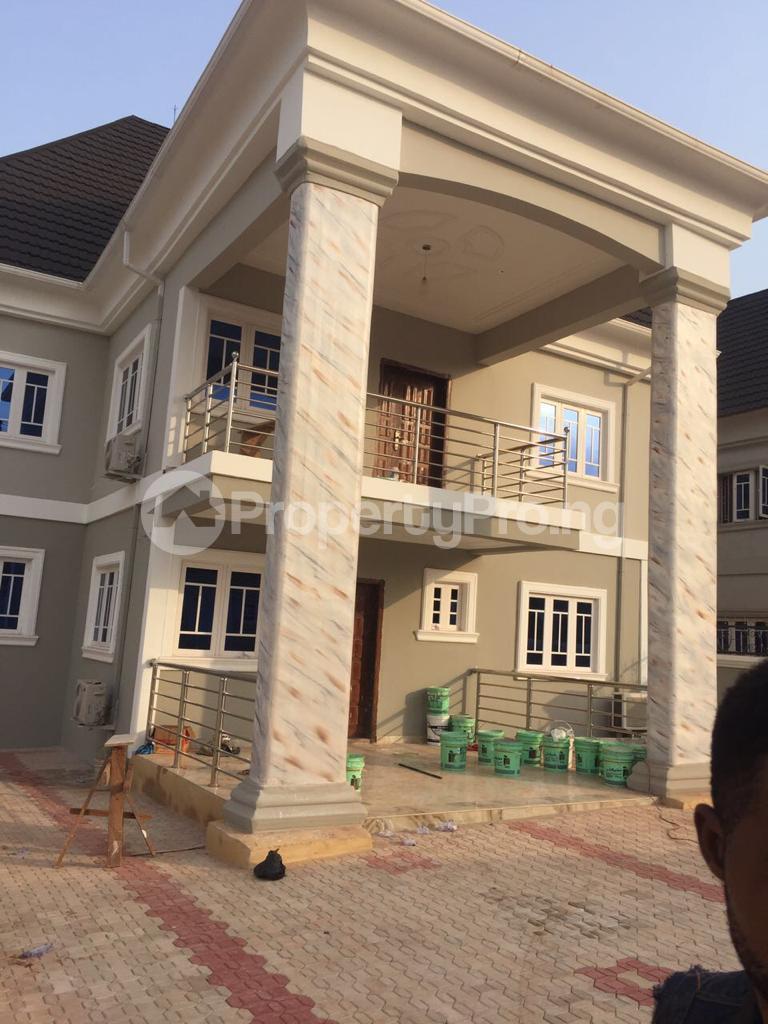 6 bedroom House for sale Corridor Estate, Independence Layout, Enugu Enugu