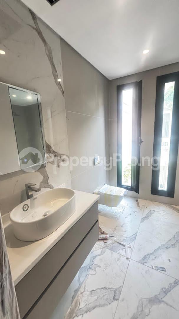 6 bedroom House for sale Banana Island Ikoyi Lagos