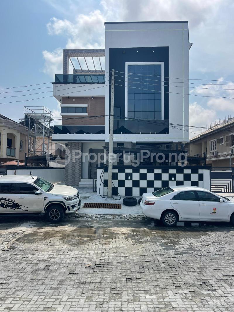 6 bedroom House for sale chevron Lekki Lagos