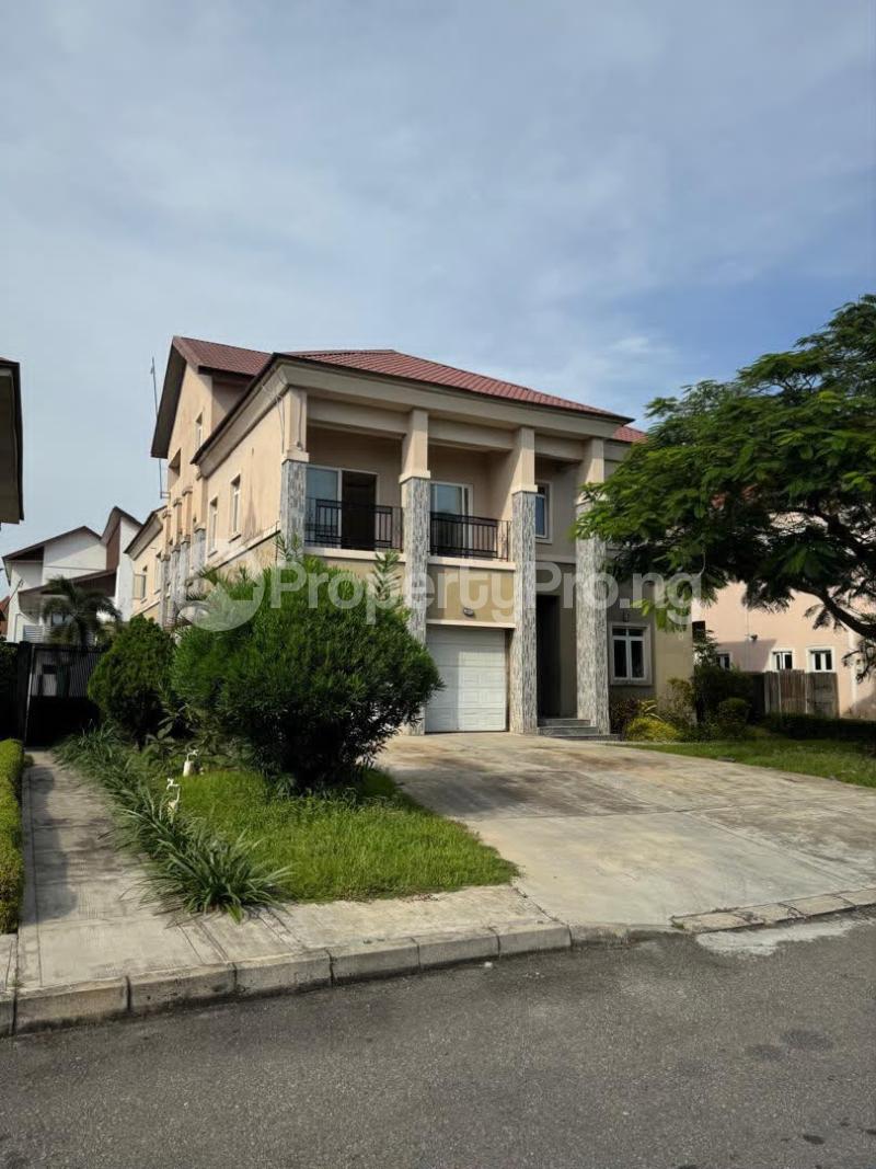 6 bedroom House for sale Nicon Town Lekki Lagos