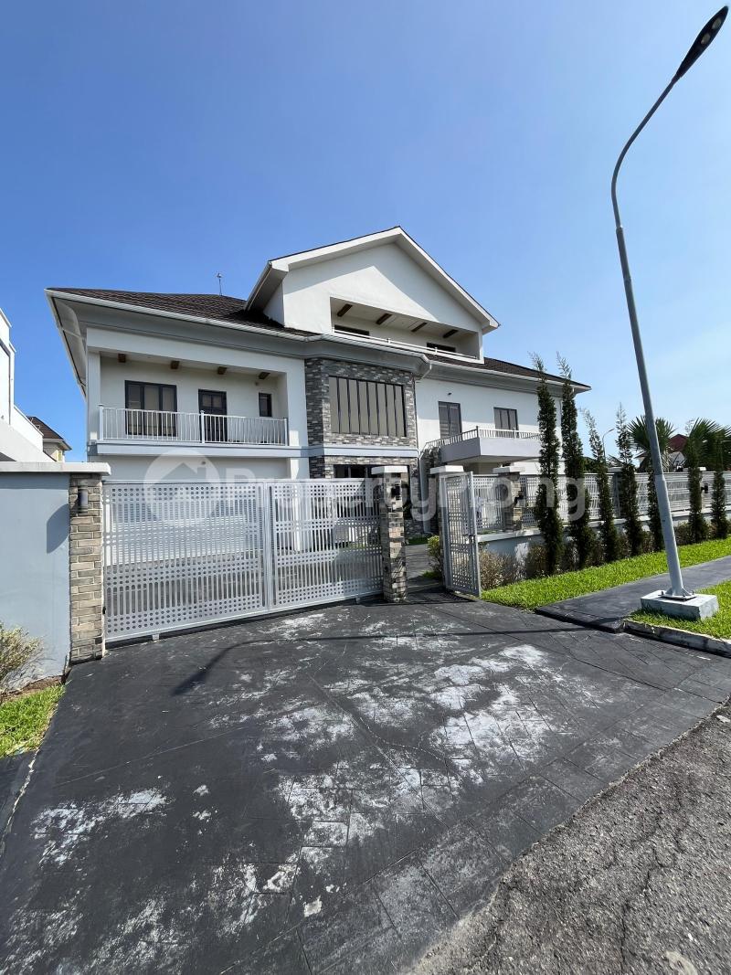 6 bedroom House for sale Osapa london Lekki Lagos
