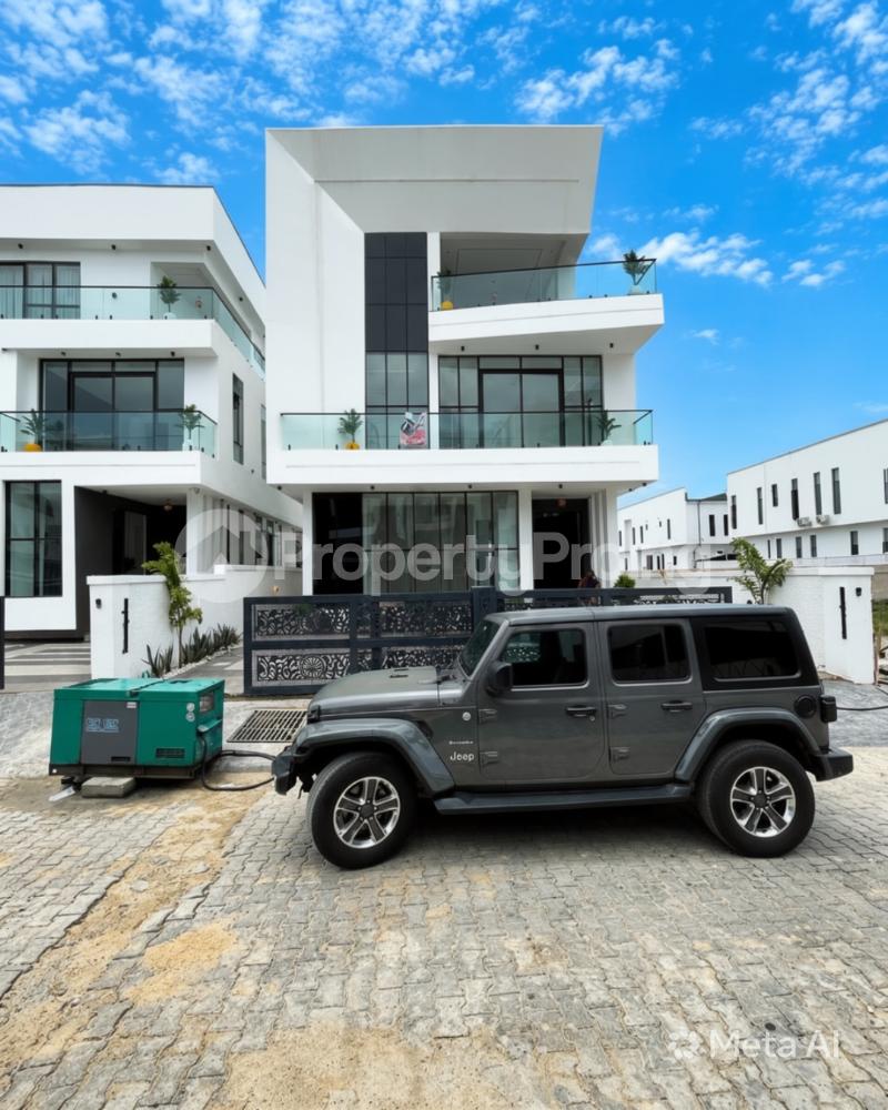 6 bedroom House for sale Chevron Lekki Lagos
