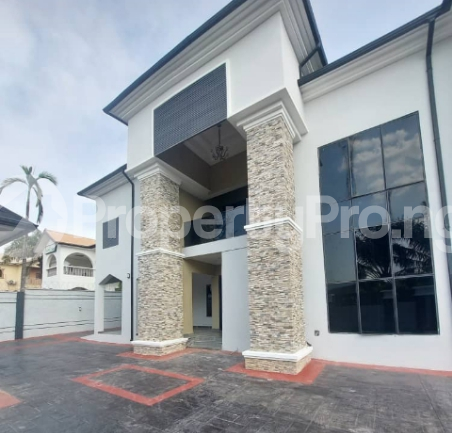 6 bedroom House for sale Wuse 2 Abuja