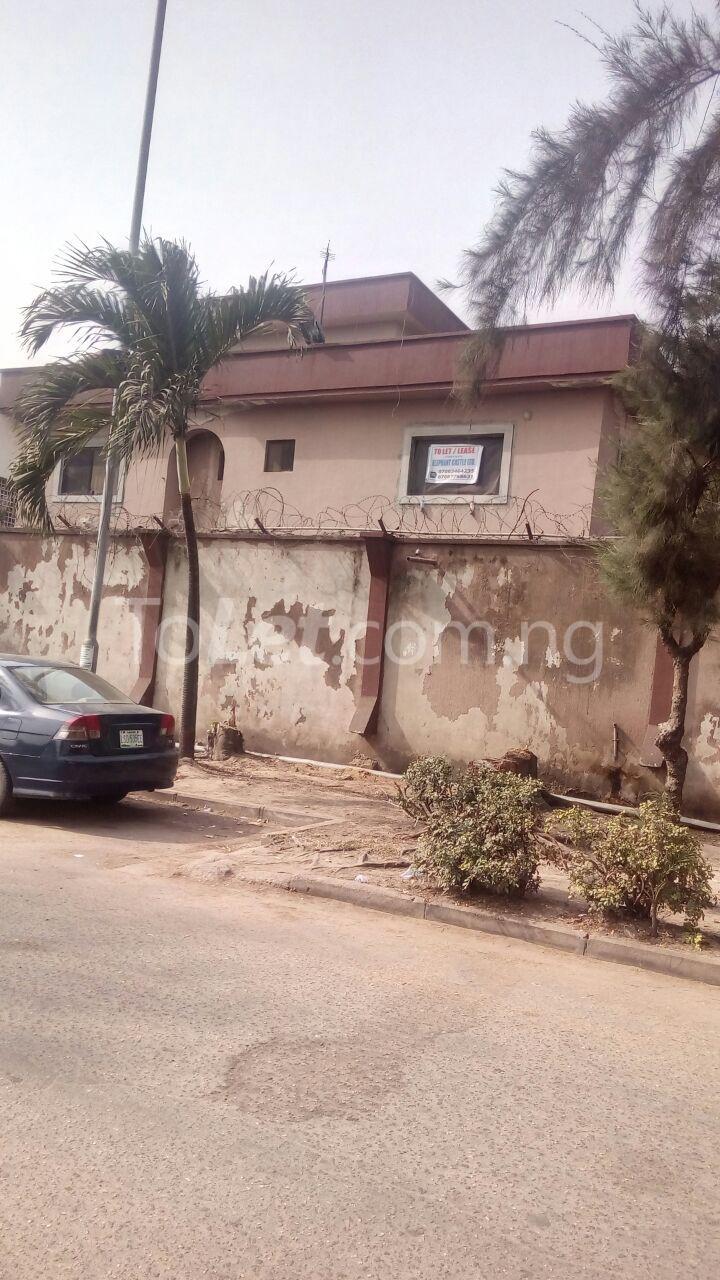 House for rent 1st Avenue Lagos