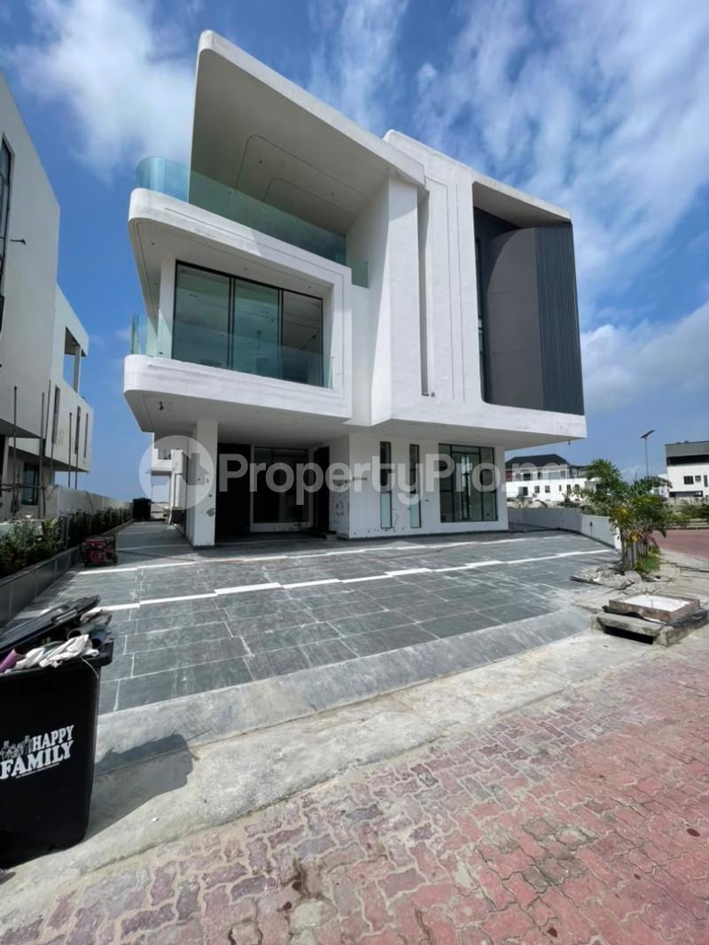 6 bedroom House for sale Osapa london Lekki Lagos