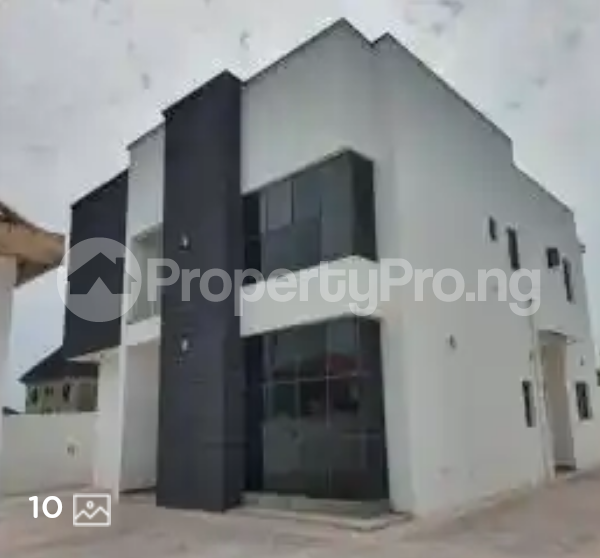 6 Bedroom House in Lekki Phase 2 Lekki Lagos House for sale in lekki