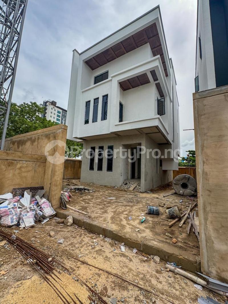 6 bedroom House for sale Victoria Island Lagos