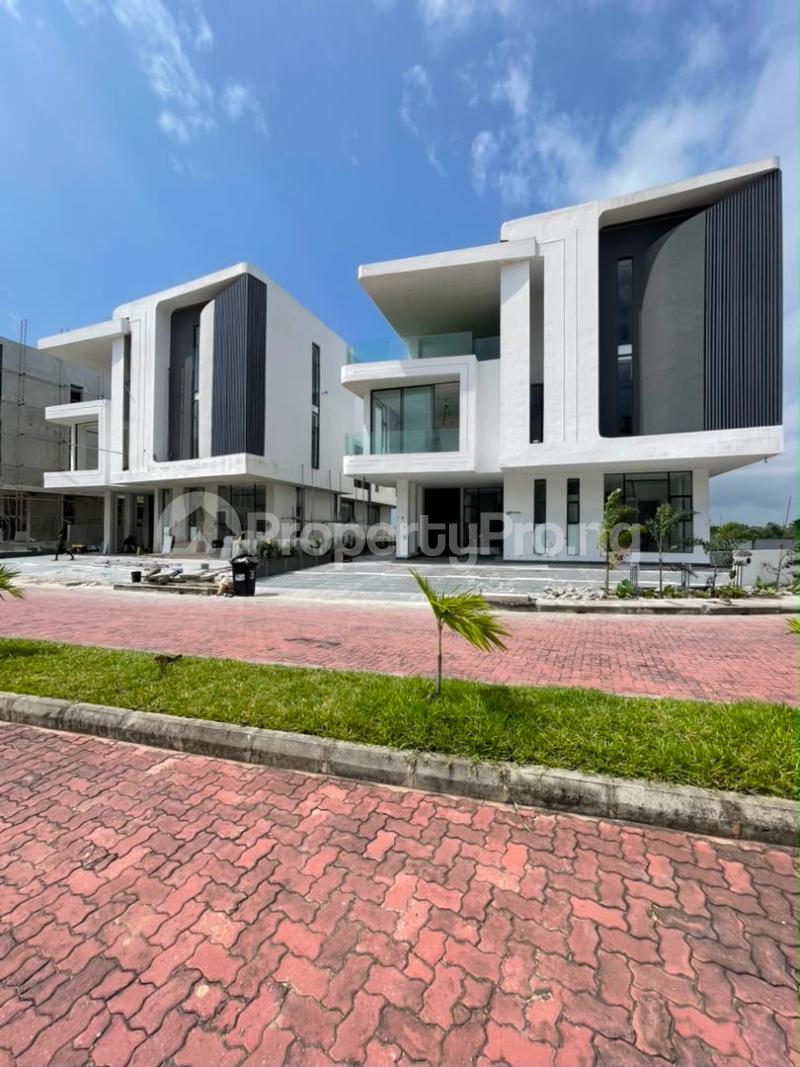 6 bedroom House for sale Osapa london Lekki Lagos