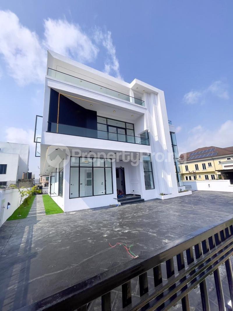 6 bedroom House for sale VGC Lekki Lagos