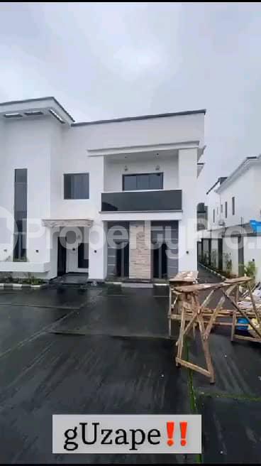 8 bedroom House for sale Guzape Abuja