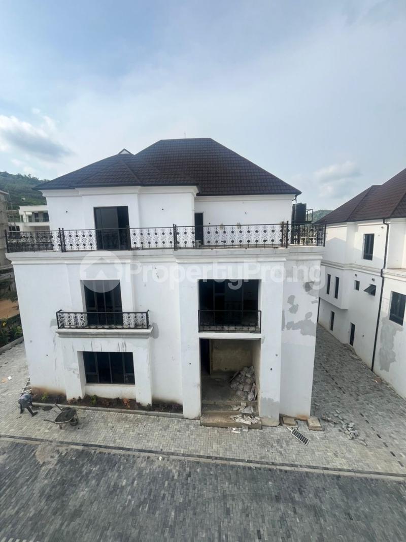 6 bedroom House for sale Katampe Ext Abuja