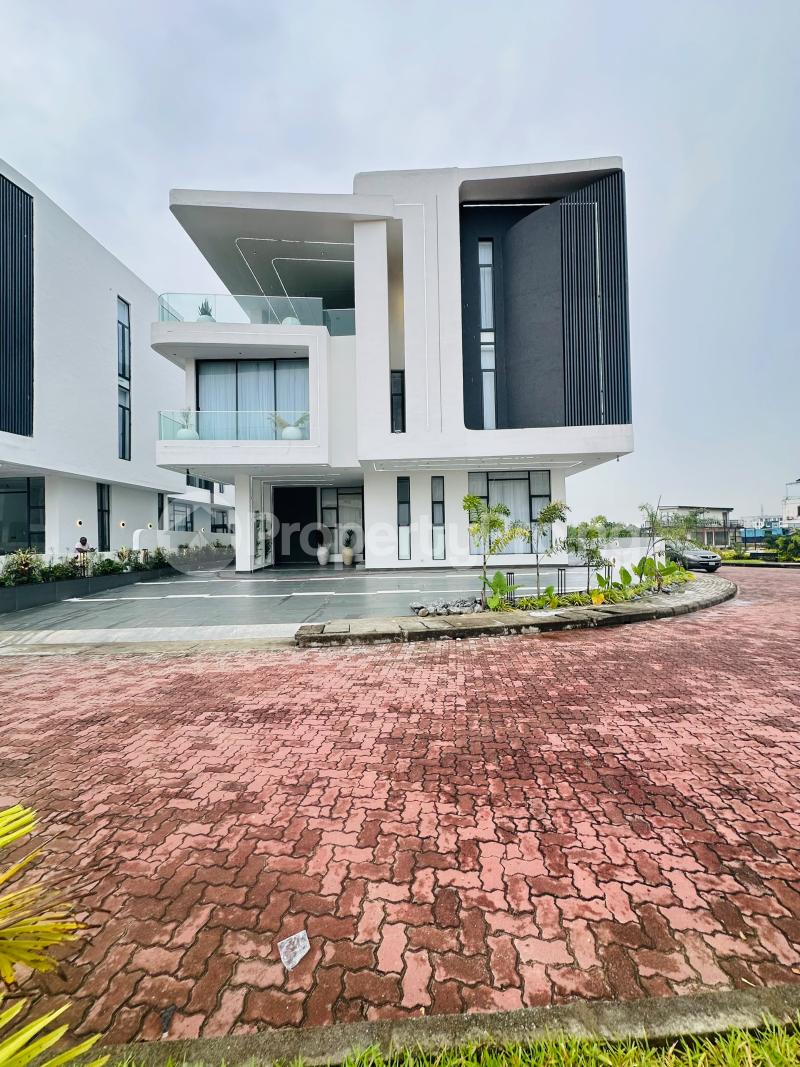 6 bedroom House for sale Osapa london Lekki Lagos