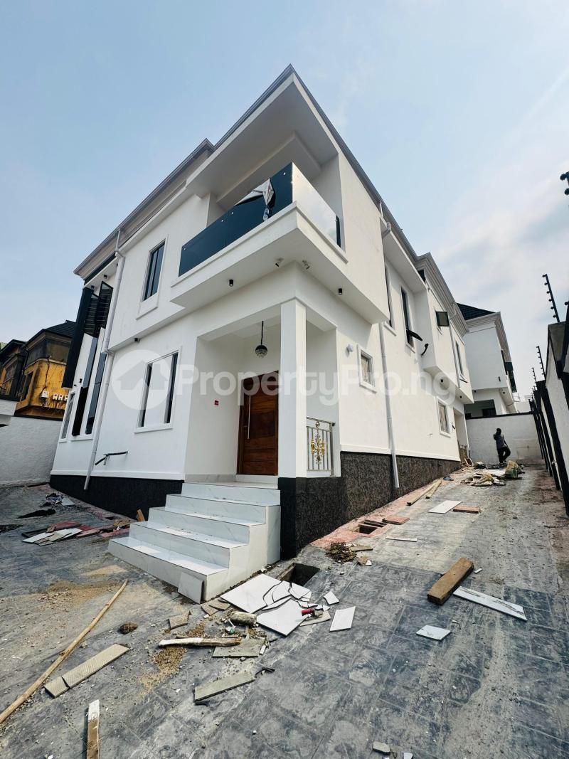 6 bedroom House for sale Berger Ojodu Lagos