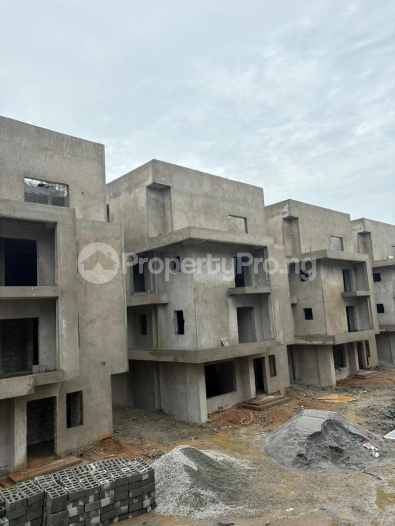 6 bedroom House for sale Jabi Jabi Abuja