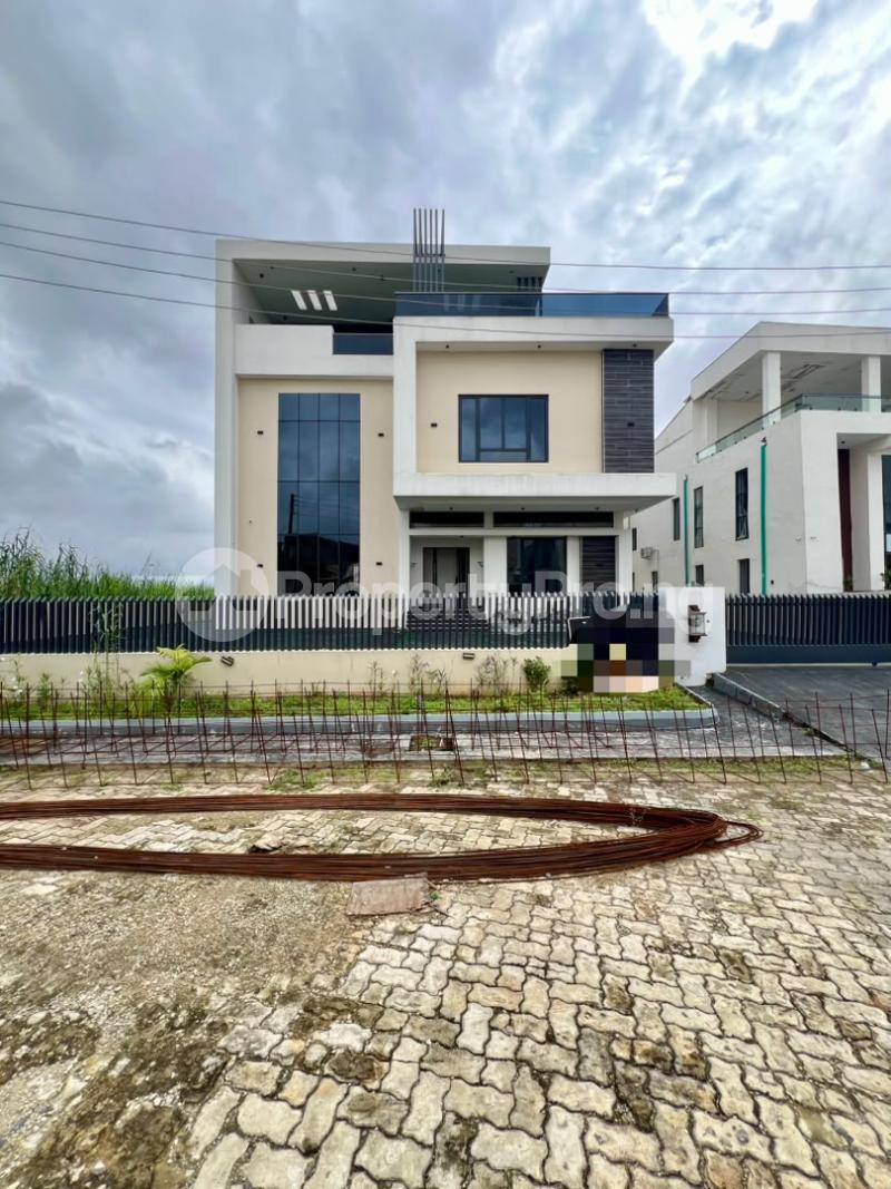 6 bedroom House for sale Chevron Lekki Lagos