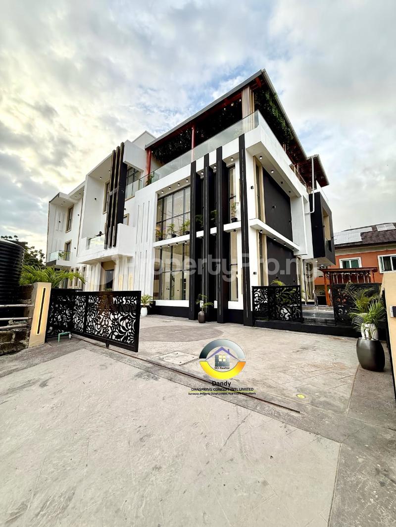 6 bedroom House for sale Ikate Lekki Lagos
