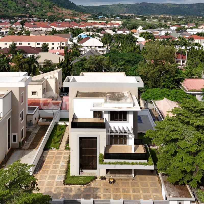 6 bedroom House for sale Maitama Abuja