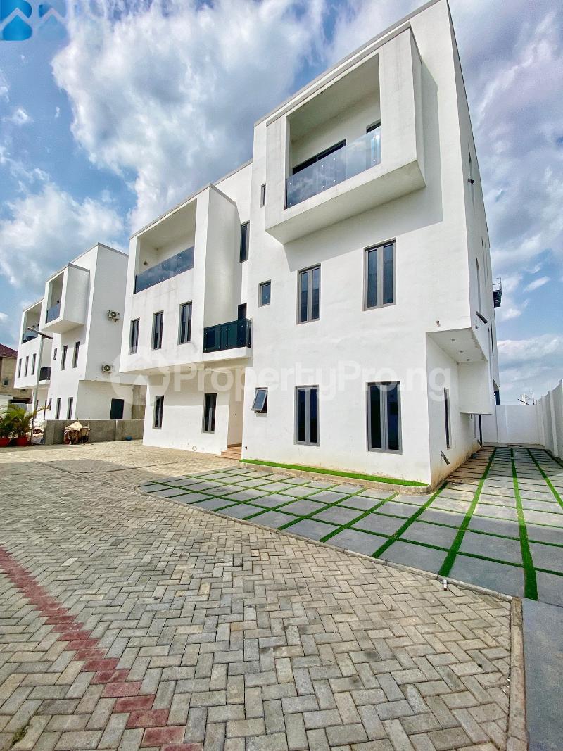 6 bedroom House for sale Jahi Abuja