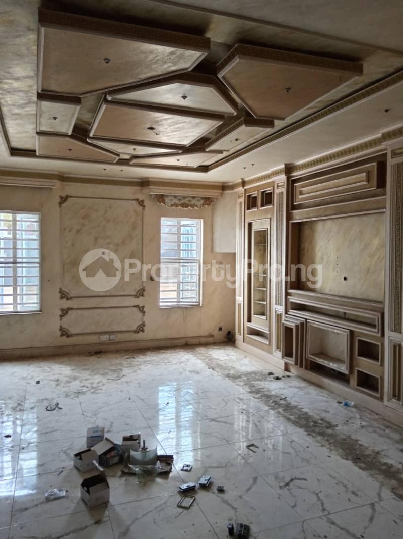 6 bedroom House for rent Omole phase 1 Ojodu Lagos