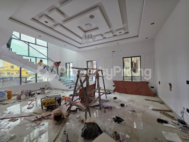 6 bedroom House for sale Chevron Lekki Lagos