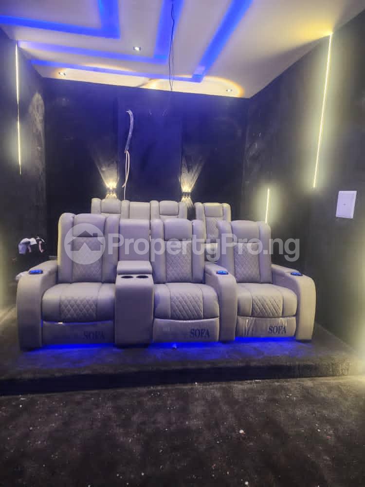 6 bedroom House for sale Chevron Lekki Lagos