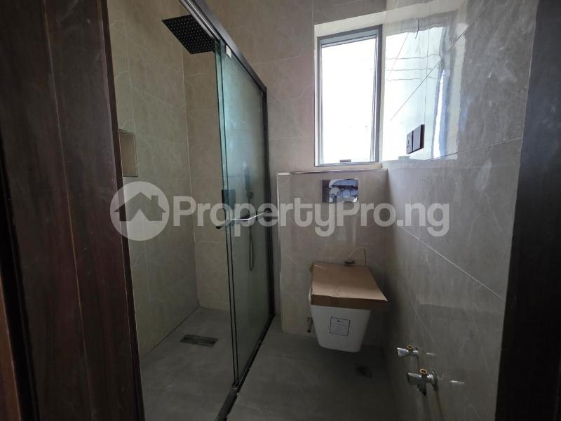 6 bedroom House for sale Chevron Lekki Lagos