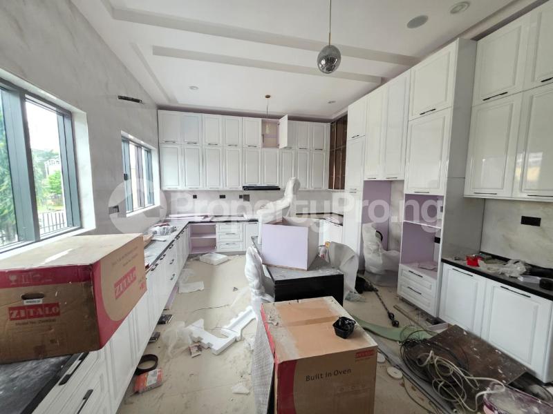 6 bedroom House for sale Chevron Lekki Lagos