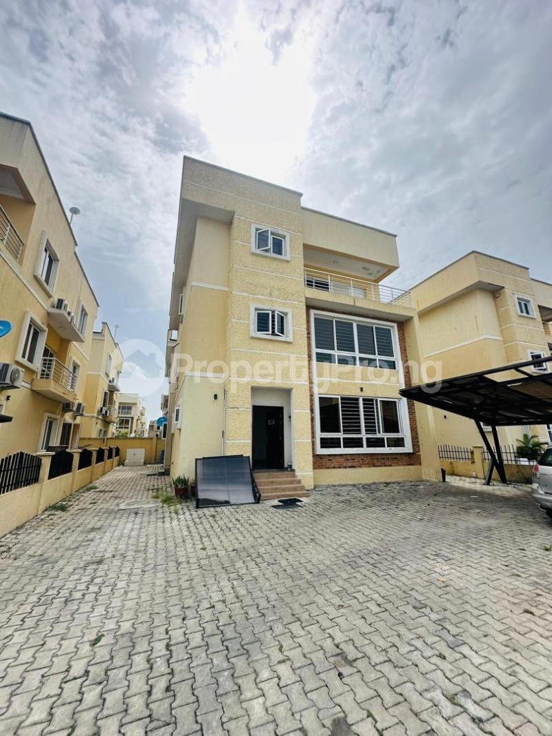 6 bedroom House for rent Western Foreshore Osapa Lekki Osapa london Lekki Lagos