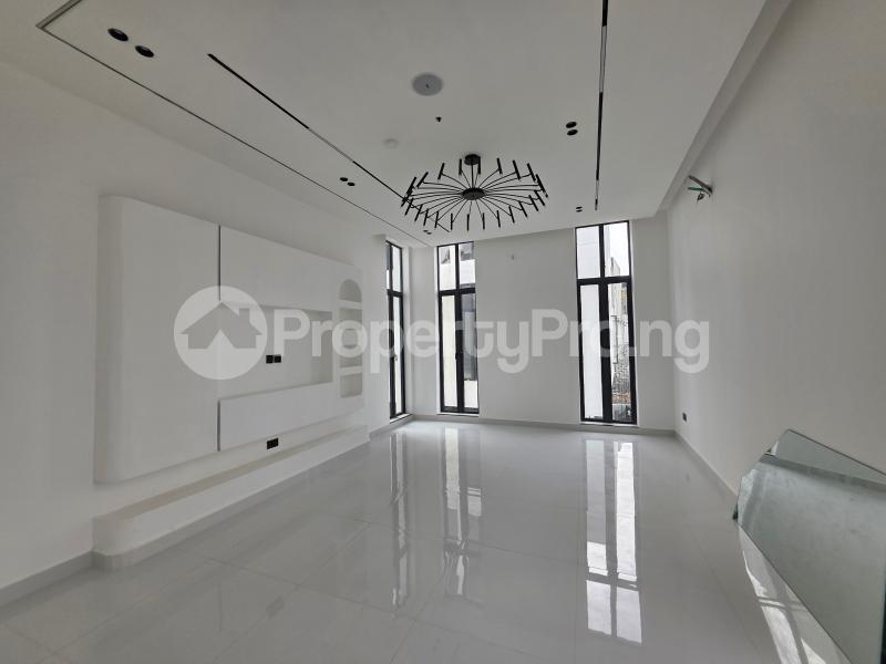 6 bedroom House for sale Lekki Lagos