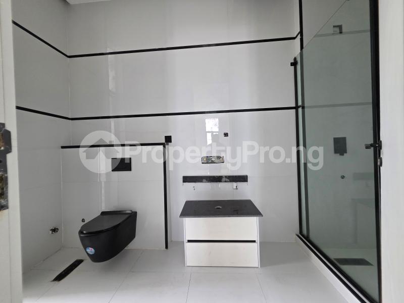 6 bedroom House for sale Lekki Lagos