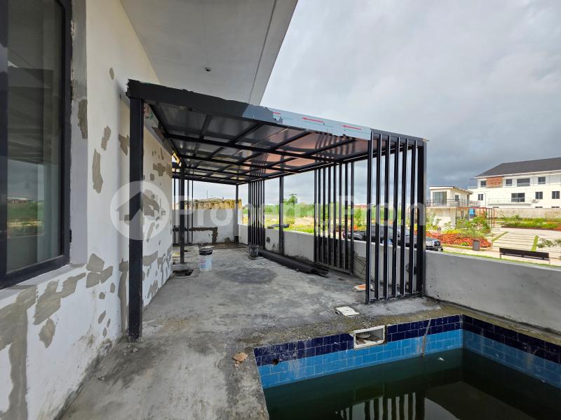 6 bedroom House for sale Lekki Lagos