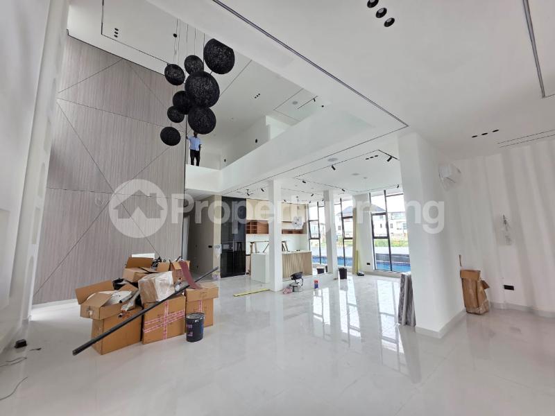 6 bedroom House for sale Lekki Lagos