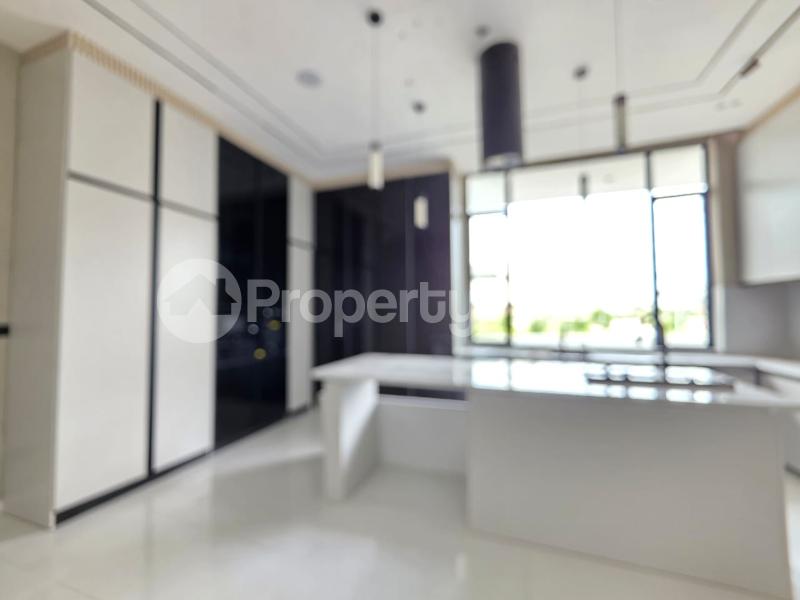6 bedroom House for sale Lekki Lagos