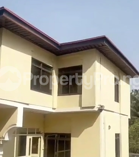 6 bedroom House for rent Utako Abuja