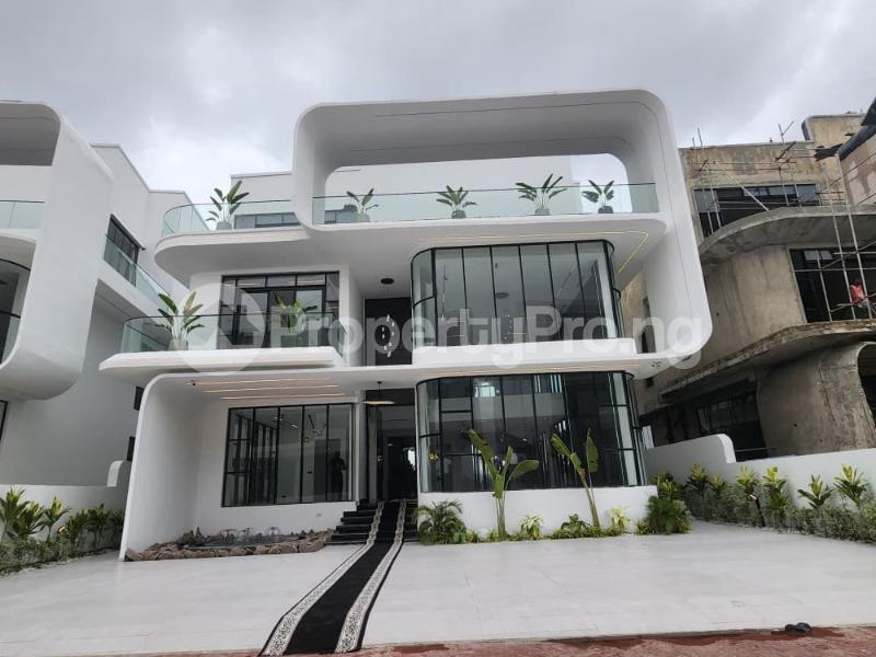 6 bedroom House for sale Osapa london Lekki Lagos