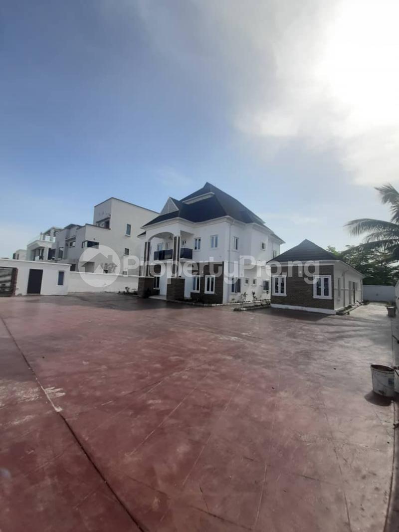 6 bedroom House for sale Lekki Lagos