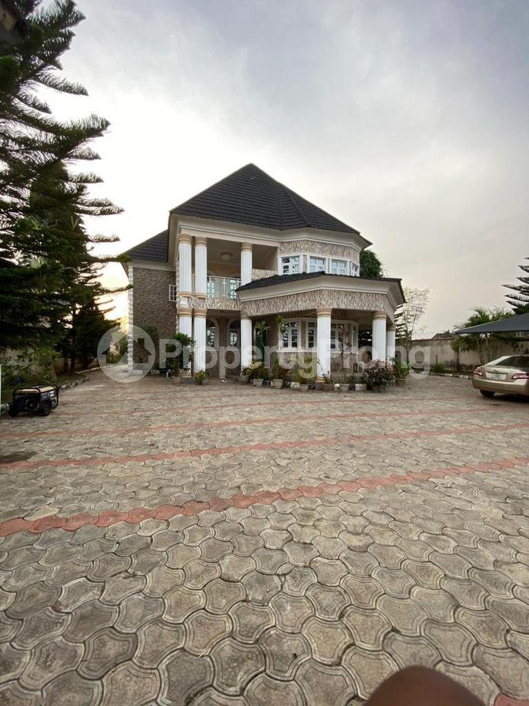 6 Bedroom House in Akure Ondo House for sale in akure House in