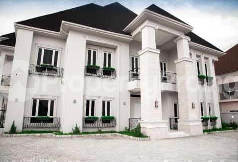 6 bedroom House for sale Gwarinpa Abuja