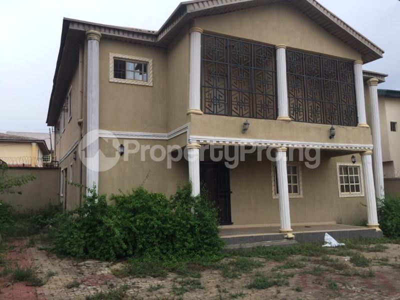 6 bedroom House for sale Coker Estate Akowonjo Alimosho Lagos