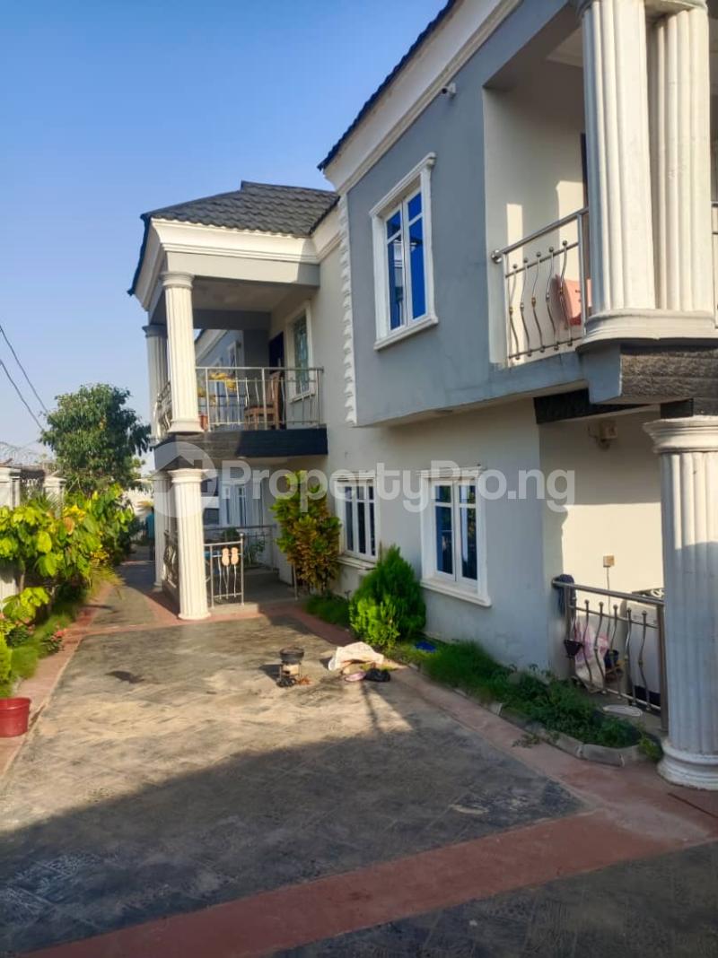 6 bedroom House for sale Taye Mogana, Elebu Area Off Akala Express Way Ibadan Oyo