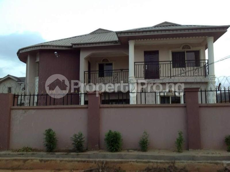6 bedroom House for sale Akinbo Phase 1 Akute Yakoyo/Alagbole Ojodu Lagos