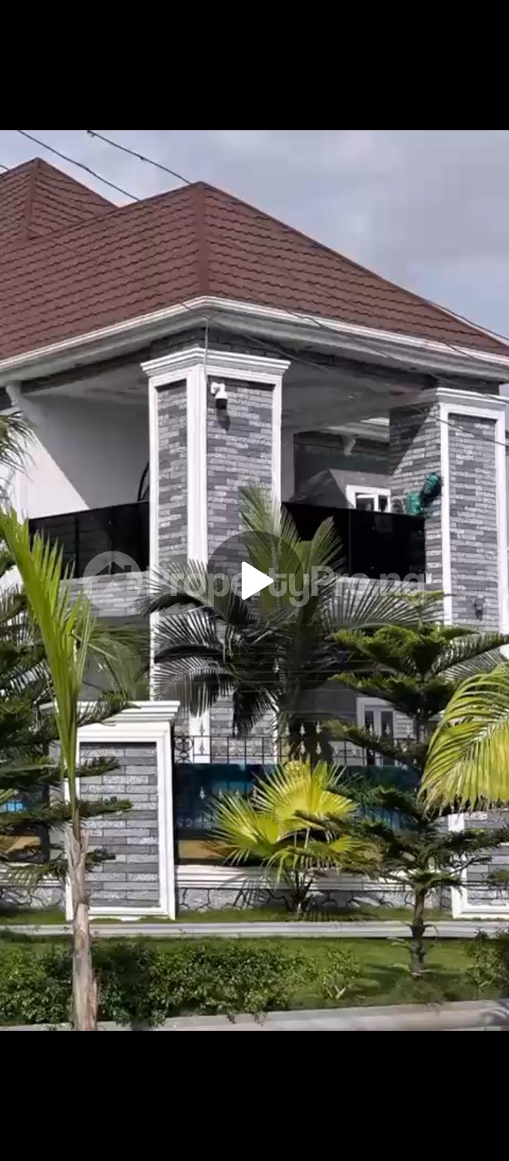 6 bedroom House for sale 2 Minutes From Nizamiye Hospital Idu Abuja