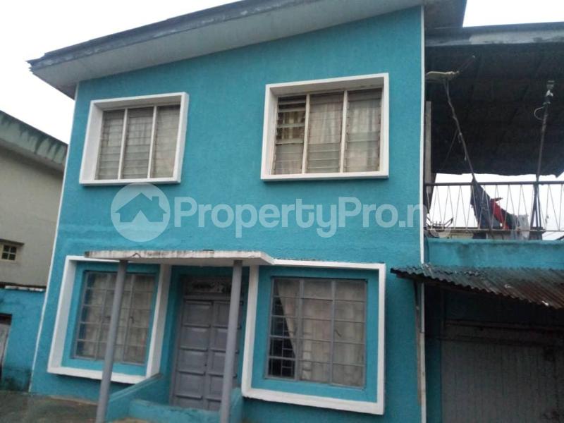 6 bedroom House for sale Owokoniran Street, Lagos Ojuelegba Surulere Lagos