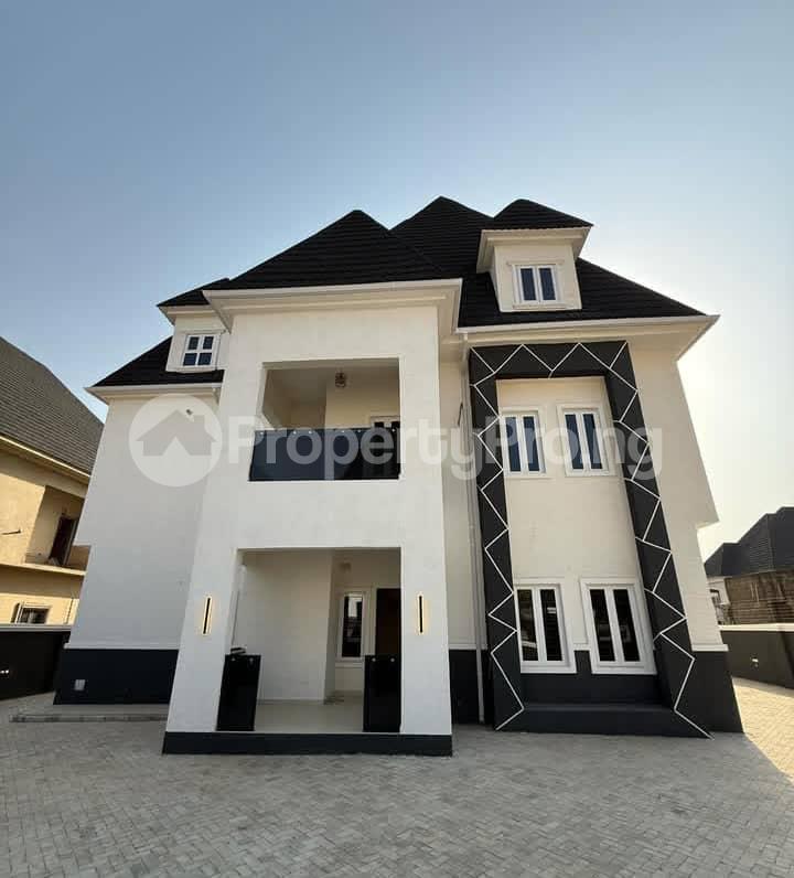 6 bedroom House for sale Karsana Abuja