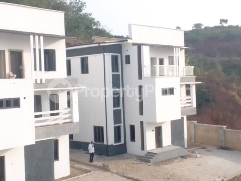 6 bedroom House for sale Guzape Abuja