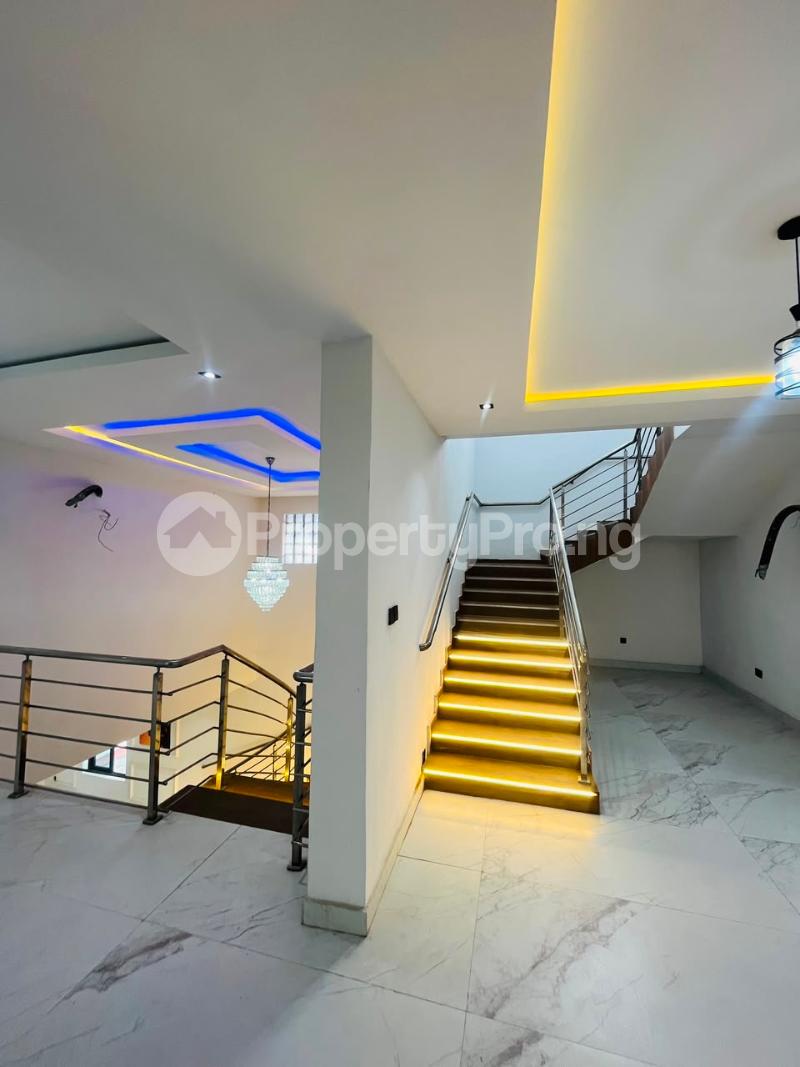 6 bedroom House for sale Ajah Lagos