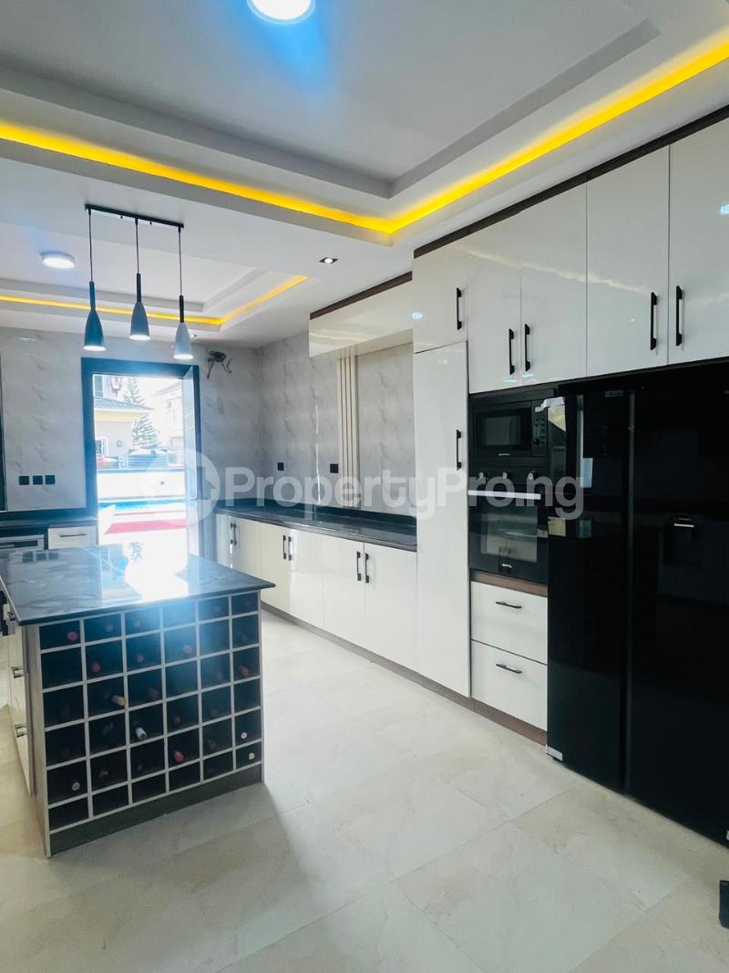 6 bedroom House for sale Ajah Lagos
