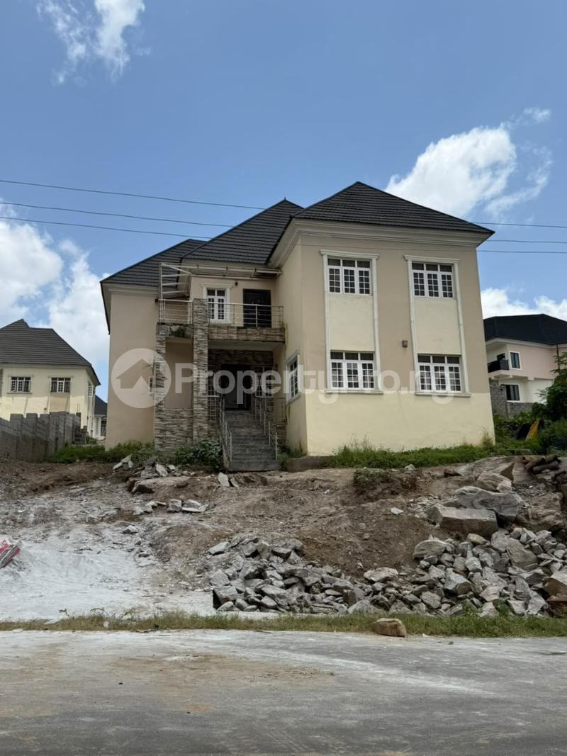 6 bedroom Flat / Apartment for sale Guzape Abuja