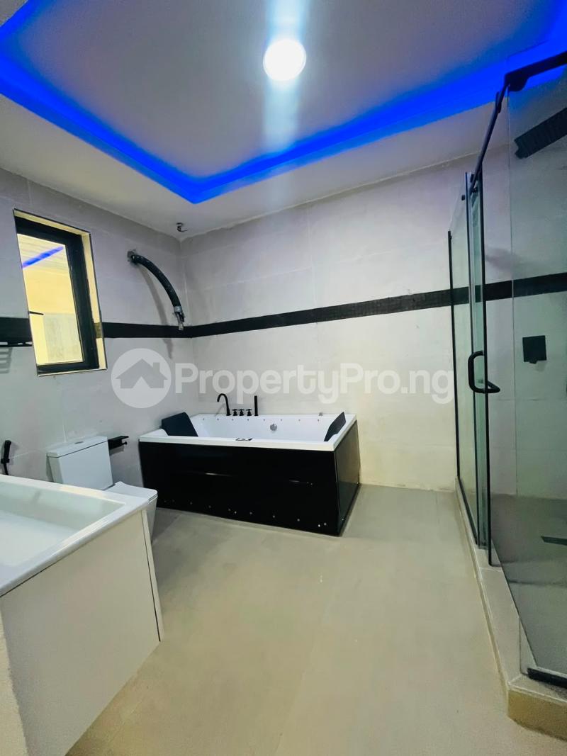 6 bedroom House for sale Ajah Lagos